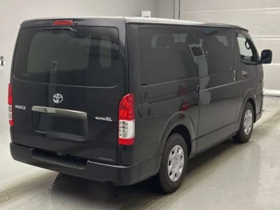 Toyota HIACE VAN  с аукциона в Японии