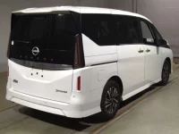 Nissan SERENA лот № 2130 оценка 4  с аукциона в Японии 1