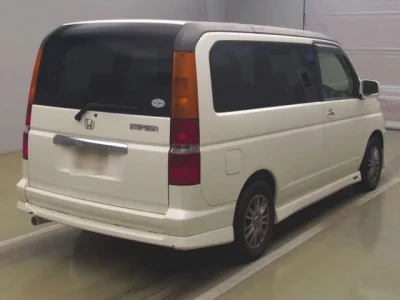 Honda STEP WAGON  с аукциона в Японии