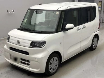 Daihatsu TANTO  с аукциона в Японии