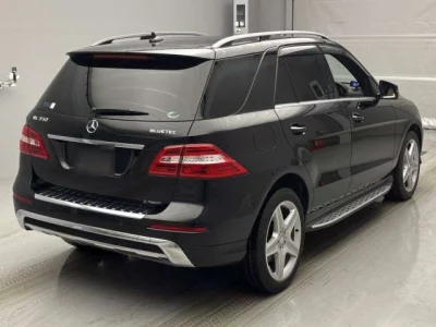 Mercedes-Benz ML CLASS