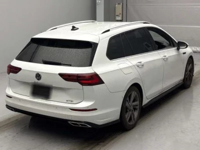 Volkswagen GOLF VARIANT