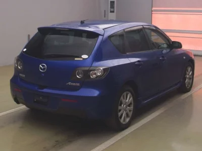 Mazda AXELA  с аукциона в Японии