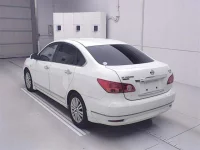 Nissan SYLPHY лот № 70269 оценка 3  с аукциона в Японии 1