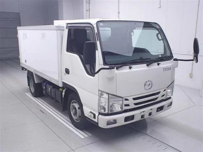 Mazda TITAN  с аукциона в Японии