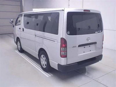 Toyota REGIUS ACE VAN