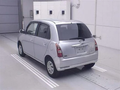 Daihatsu MIRA