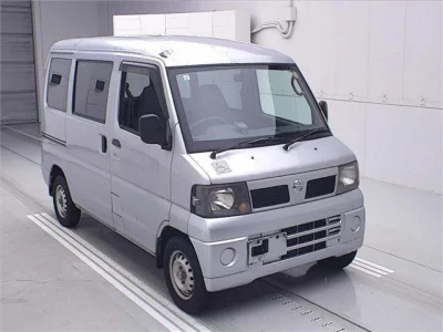 Nissan CLIPPER VAN