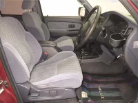 Toyota HILUX SURF лот № 8069 оценка R  с аукциона в Японии 4