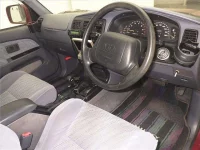 Toyota HILUX SURF лот № 8069 оценка R  с аукциона в Японии 2