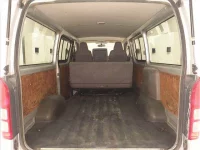 Toyota HIACE VAN лот № 2046 оценка 4  с аукциона в Японии 6
