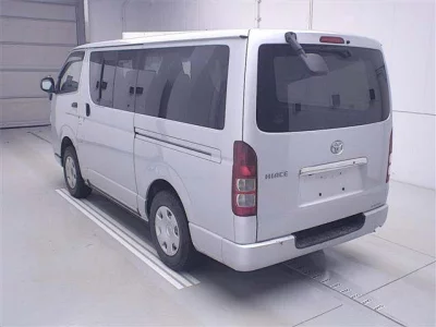 Toyota HIACE VAN  с аукциона в Японии