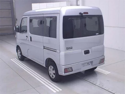 Toyota PIXIS VAN  с аукциона в Японии