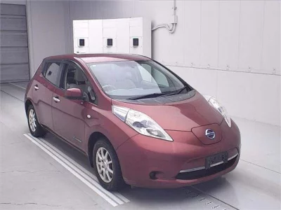 Nissan LEAF  с аукциона в Японии