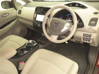 Nissan LEAF  с аукциона в Японии
