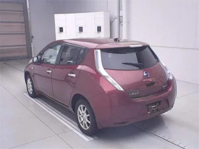 Nissan LEAF  с аукциона в Японии
