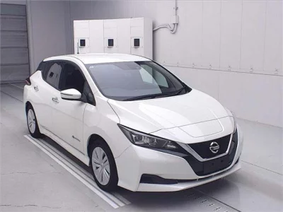 Nissan LEAF  с аукциона в Японии