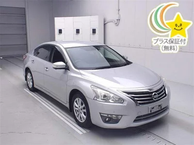 Nissan TEANA