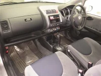 Honda FIT лот № 70045 оценка R  с аукциона в Японии 3