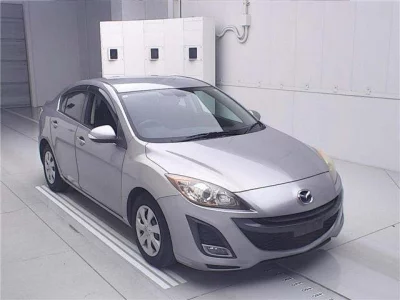 Mazda AXELA  с аукциона в Японии