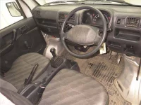 Suzuki CARRY TRUCK лот № 70019 оценка 4  с аукциона в Японии 2