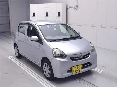 Daihatsu MIRA E S