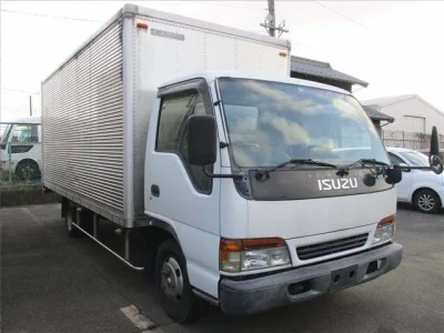 Isuzu ELF