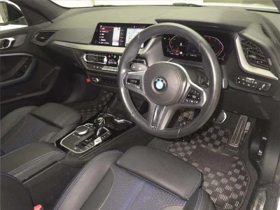 BMW 1-Series  с аукциона в Японии