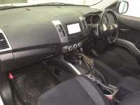 Mitsubishi OUTLANDER лот № 70265 оценка 3.5  с аукциона в Японии 3