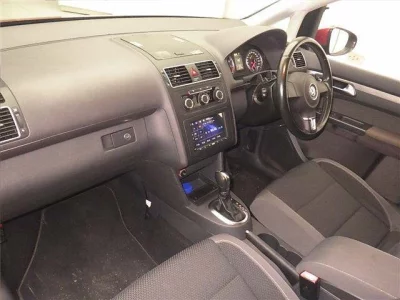 Volkswagen GOLF TOURAN