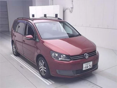 Volkswagen GOLF TOURAN