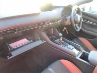 Mazda MAZDA3 лот № 70291 оценка ***  с аукциона в Японии 3