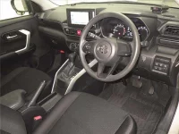 Toyota RAIZE лот № 20073 оценка 4  с аукциона в Японии 2