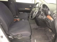 Nissan PRESAGE лот № 70352 оценка 3.5  с аукциона в Японии 3