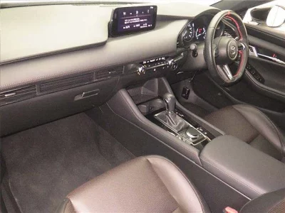Mazda MAZDA3  с аукциона в Японии