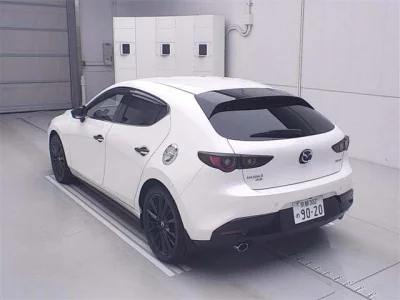 Mazda MAZDA3  с аукциона в Японии
