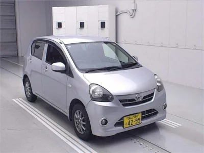 Daihatsu MIRA E S