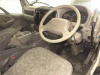 Toyota DYNA лот № 8423 оценка 3.5  с аукциона в Японии 2