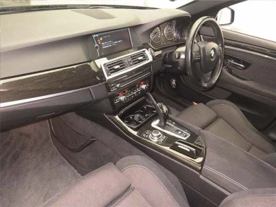 BMW 5-Series  с аукциона в Японии