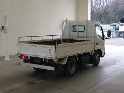 Hino DUTRO  с аукциона в Японии