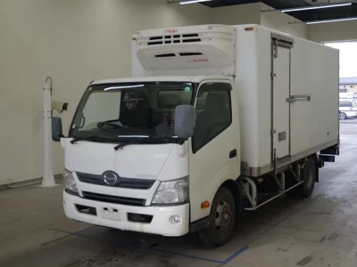 Hino DUTRO  с аукциона в Японии