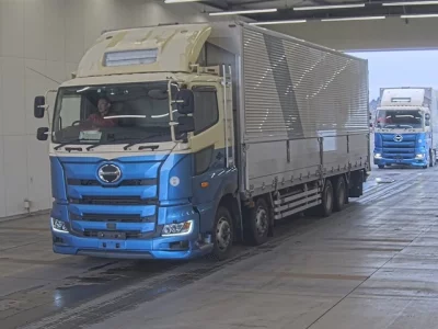 Hino PROFIA  с аукциона в Японии