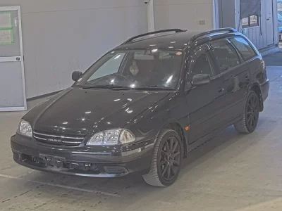 Toyota CALDINA  с аукциона в Японии