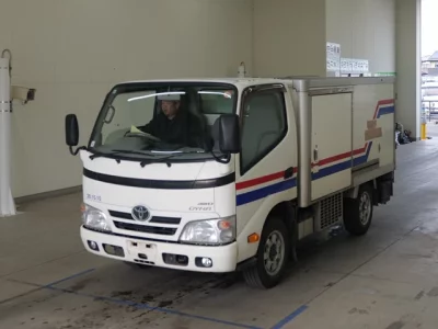 Toyota DYNA  с аукциона в Японии