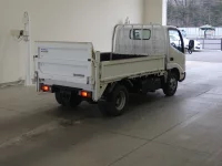 Toyota DYNA лот № 1433 оценка R  с аукциона в Японии 1