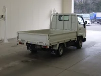 Toyota DYNA лот № 1435 оценка 3  с аукциона в Японии 1