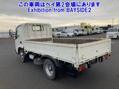 Toyota DYNA  с аукциона в Японии