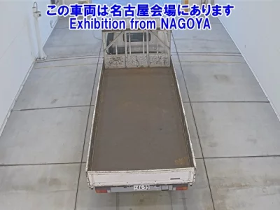 Toyota DYNA  с аукциона в Японии