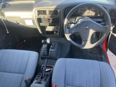 Nissan DATSUN PICKUP