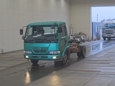 Nissan CONDOR  с аукциона в Японии